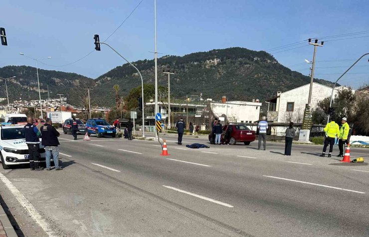 Çanakkale’de otomobilin çarptığı yaya hayatını kaybetti