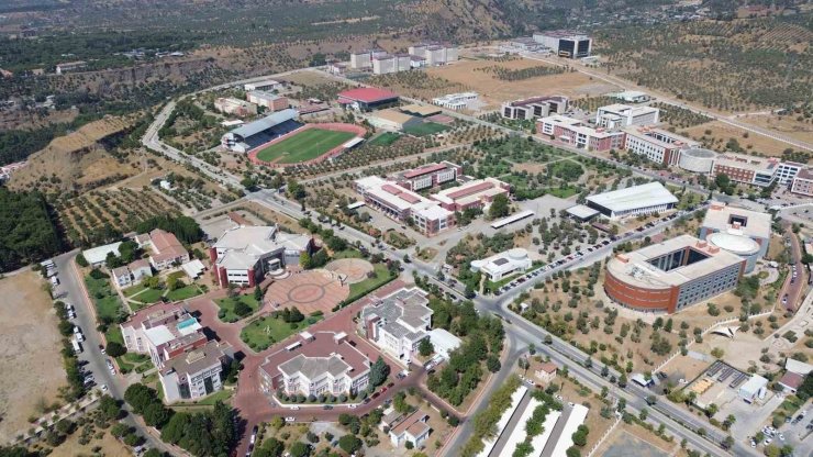 ADÜ kurumsal akreditasyon almaya hak kazandı