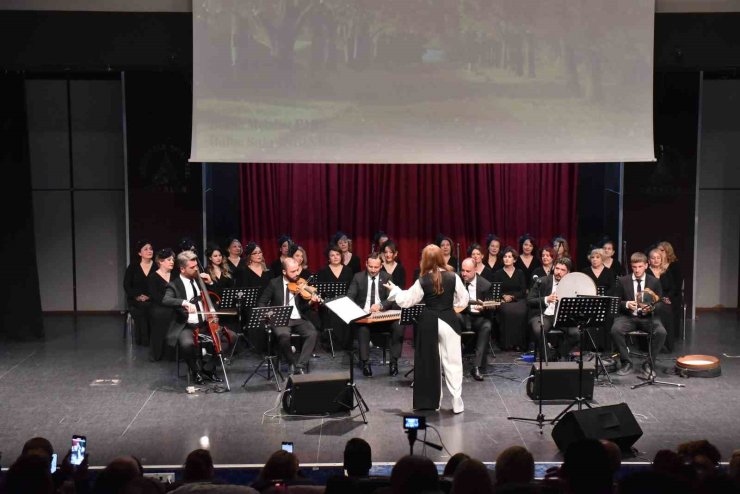 Kadın bestekarların eserleri seslendirildi