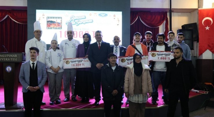 DPÜ’de Ramazan yarışmalarında dereceye girenler ödüllerini aldı