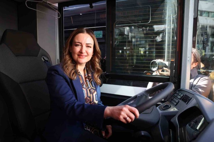 Antalya Büyükşehir’den ulaşım filosuna takviye: 19 hibrit otobüs sahada