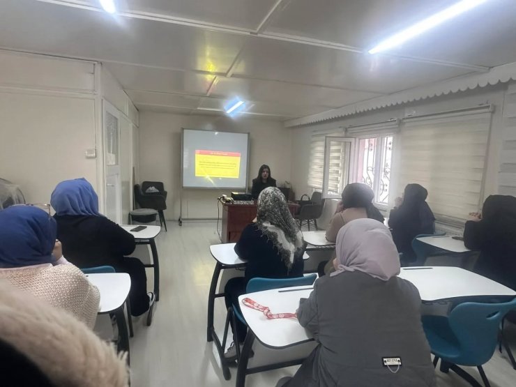 Bilecik’te kadına yönelik şiddetle mücadele eğitimi verildi