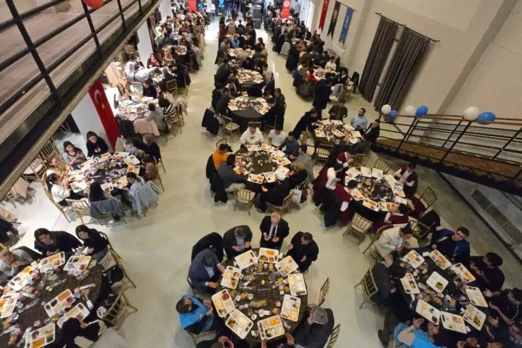 Eskişehir’de lise ve üniversite öğrencilerine yönelik iftar programı düzenlendi