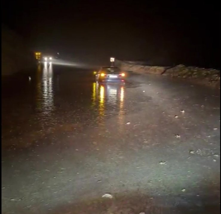 Batman’da şiddetli yağışlar hayatı olumsuz etkiledi