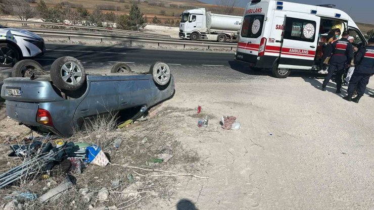 Sivrihisar’da otomobil takla attı: 2 yaralı