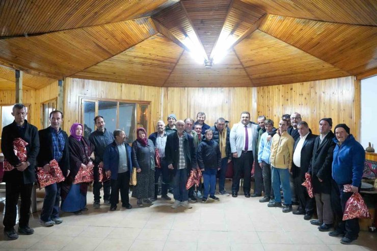 Engelliler Pazarlar’daki iftar programında ilçe protokolüyle bir araya geldi