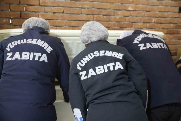 Yunusemre’de bayram öncesi fırın ve tatlıcılara sıkı denetim