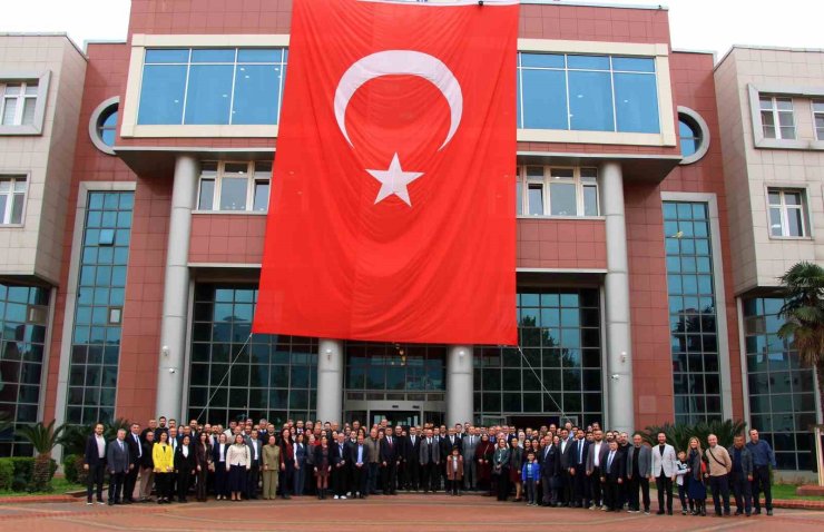 ADÜ’de geleneksel bayramlaşma töreni gerçekleşti