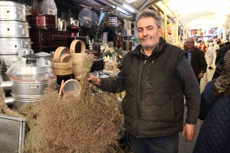 Çalı süpürgesi teknolojiye direniyor