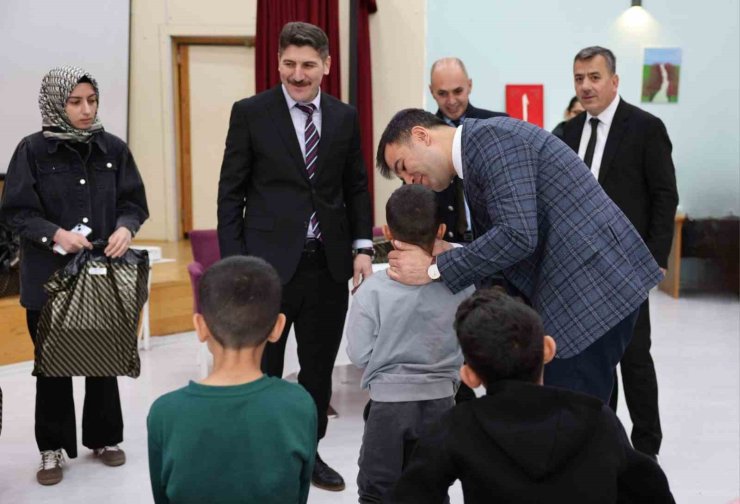 Erzincan’da devlet himayesindeki çocukların bayramı kutlandı