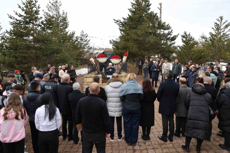 Aşık Veysel 53 yıl sonra da unutulmadı