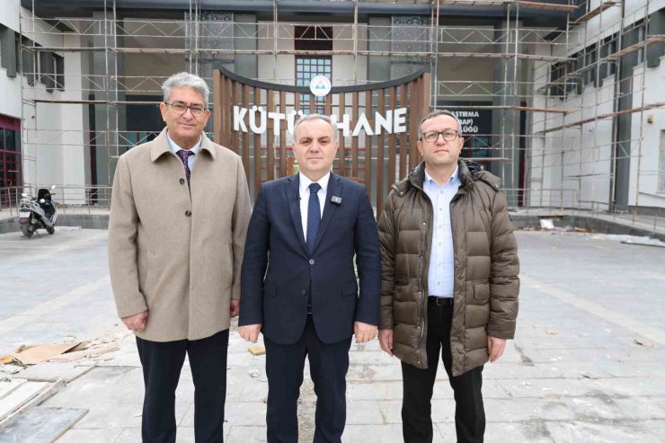 Rektör Prof. Dr. Altun, yenileme çalışması devam eden kütüphane binasını inceledi
