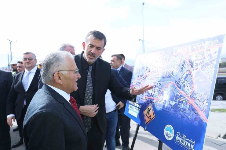 Kartal Kavşağı trafiğe kapanıyor