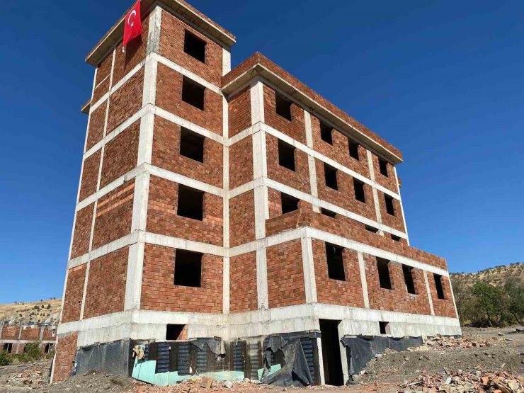 Çermik’te Kur’an kursunun kaba inşaatı tamamlandı