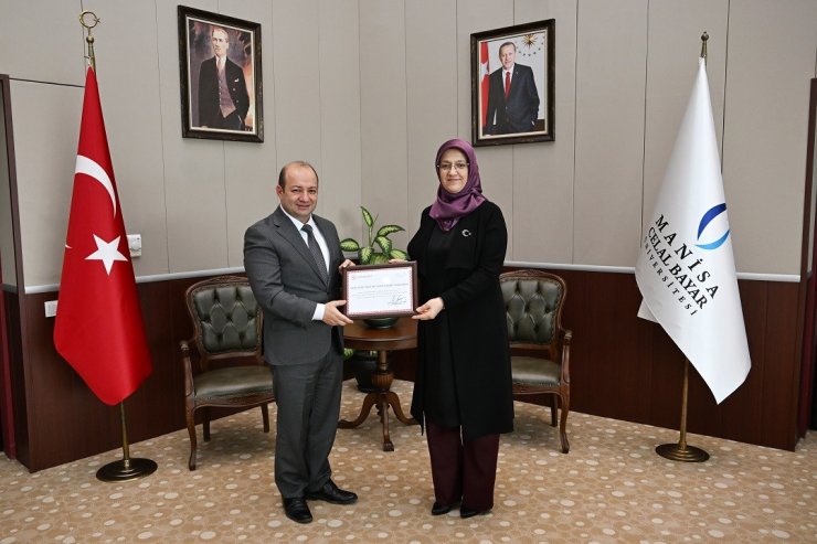 Manisa CBÜ’ye "Beslenme Dostu İş Yeri" belgesi