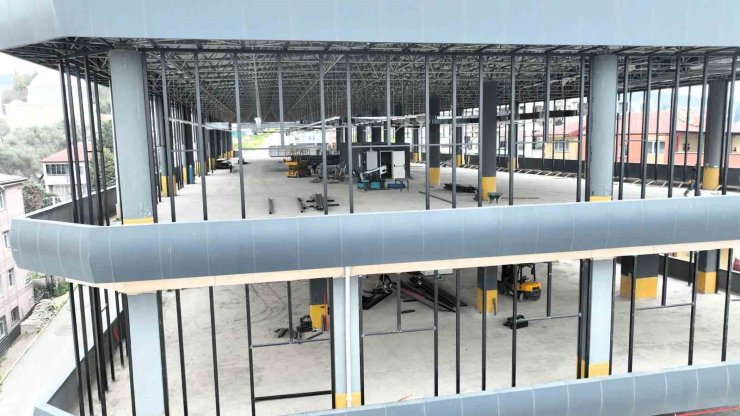 Dilovası Belediyesinin tüm birimleri yeni binada tek çatı altında toplanacak