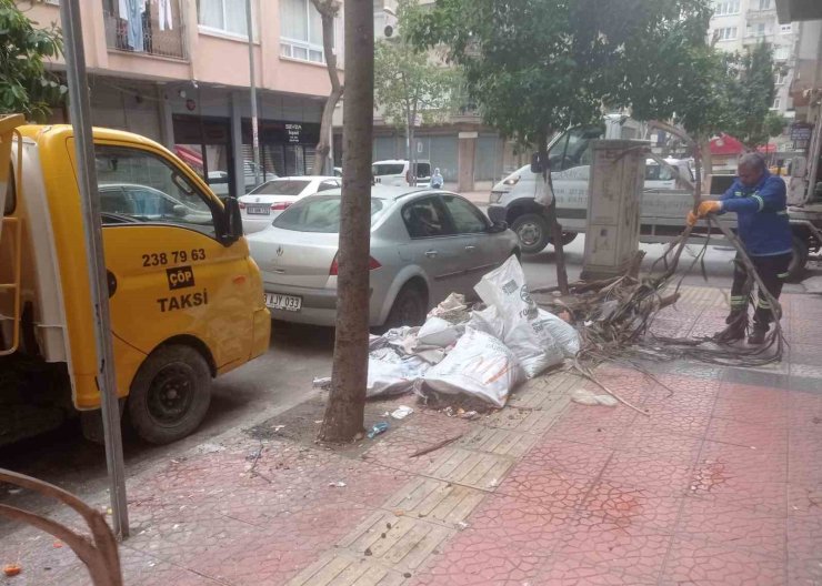 Akdeniz’de temizlik çalışmaları üç vardiya sürüyor