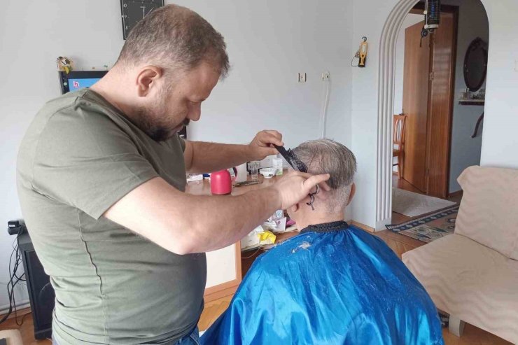 Efeler Belediyesi’nin ’evde bakım’ hizmetleri hayatı kolaylaştırıyor