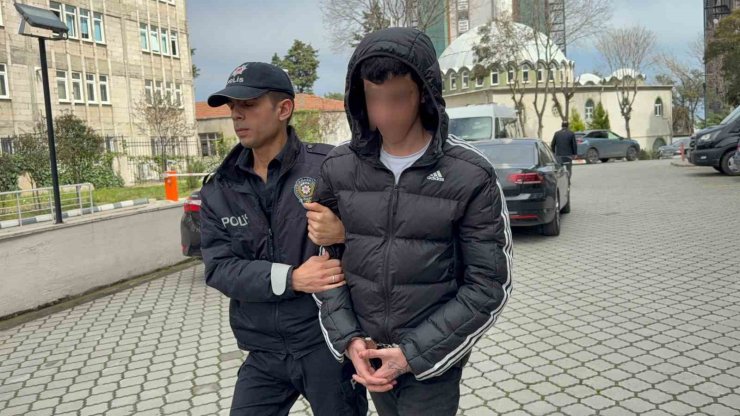 Hastane otoparkında bıçaklı kavga: 1 yaralı