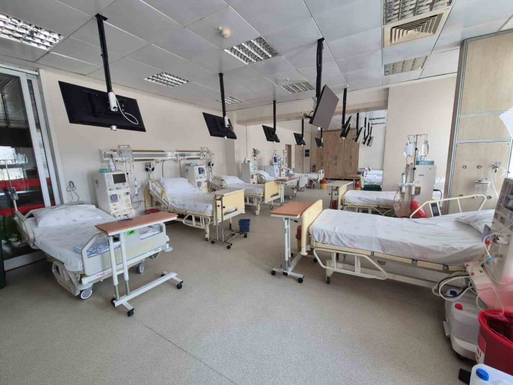 Bozkır Devlet Hastanesi Diyaliz Ünitesi’nin kapasitesi artırıldı