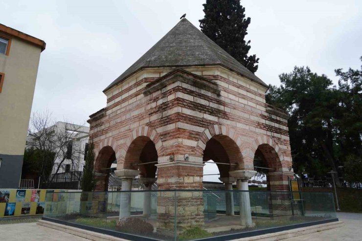 641 yıllık türbede Selçuklu, Osmanlı ve Bizans izleri bir arada