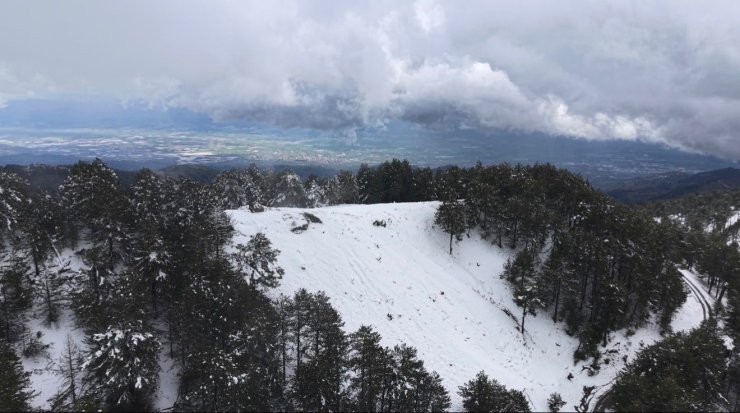 Aydın’a bahar ayında kış sürprizi