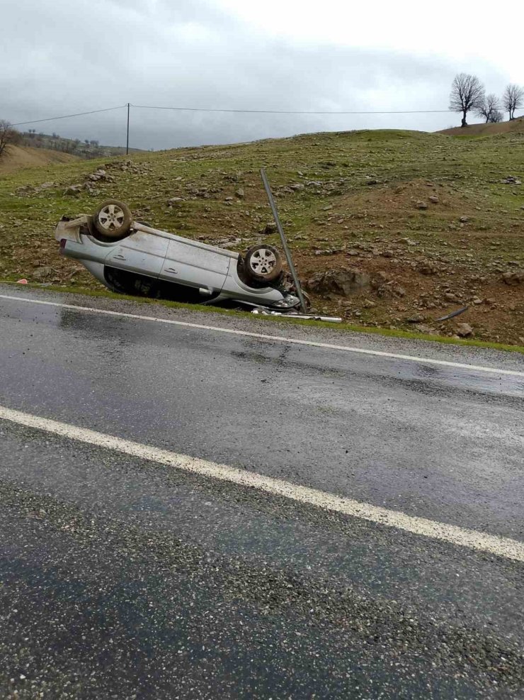 Batman’da sürücüsünün kontrolünden çıkan otomobil takla attı: 1 yaralı