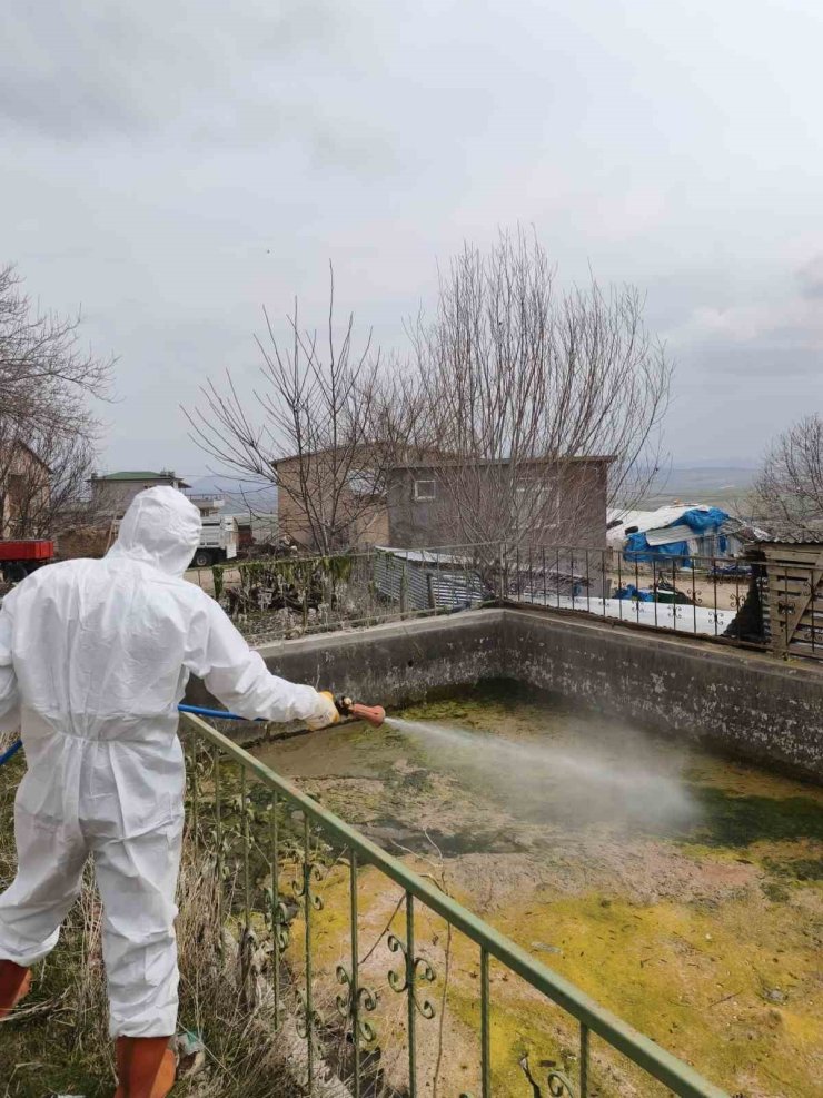Elazığ’da larva ilaçlama çalışmaları başladı