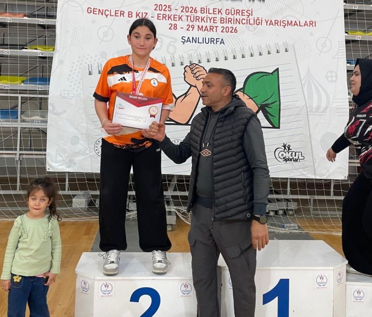 Adıyamanlı Rahime Ballık’tan Türkiye ikinciliği başarısı