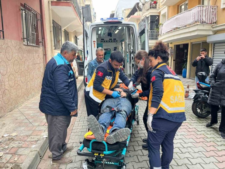 Klima motoru yerinden çıktı, işçi yere çakıldı