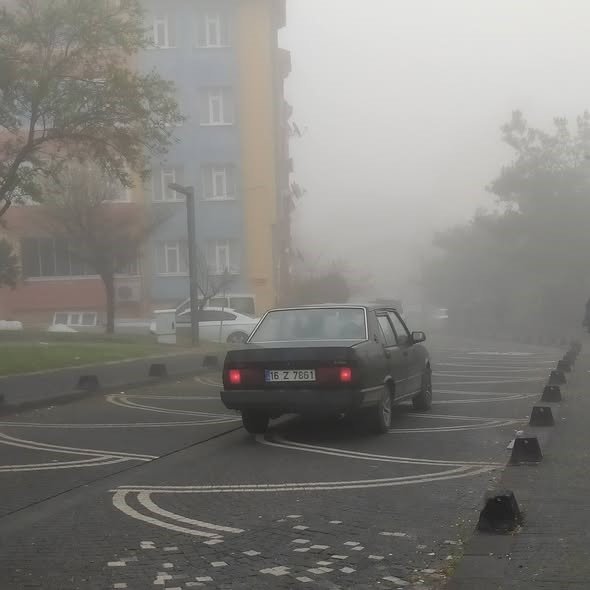 Balıkesir’de sis etkili oluyor