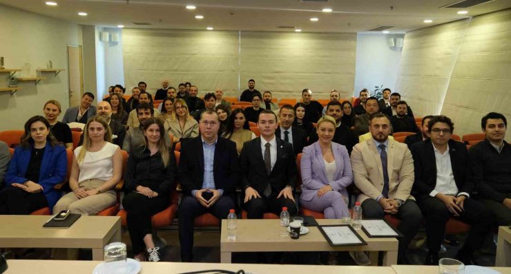 EGİAD’da, 2060 makro görünüm masaya yatırıldı