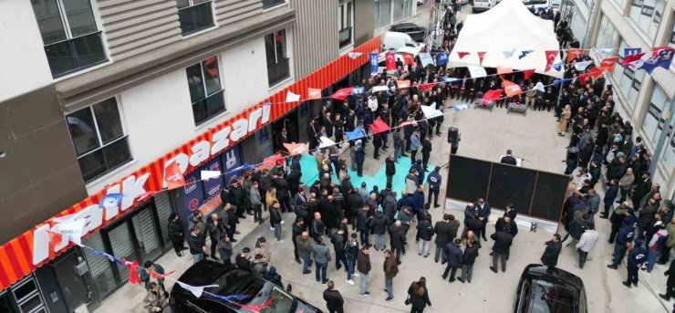 Sekmen: "Bu pazar; gönül belediyeciliğinin en güzel eseridir"