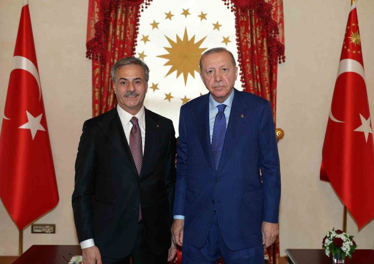 Başkan Alemdar, Cumhurbaşkanı Erdoğan’a projesini sundu