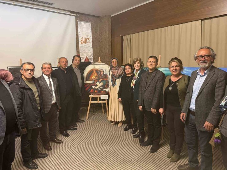 Denizli’de "İz Bırakanlar" sergisi yoğun ilgi gördü