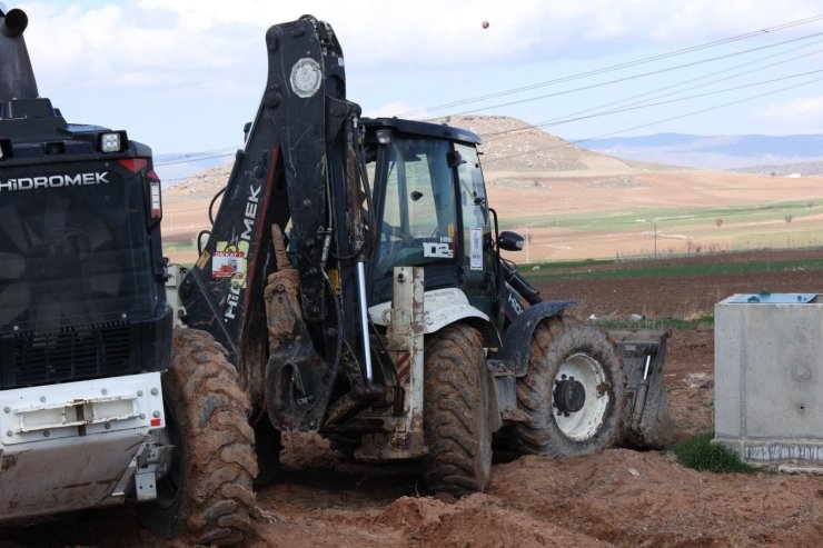 Gergeme Mahallesi’nde yol yapım çalışmaları sürüyor