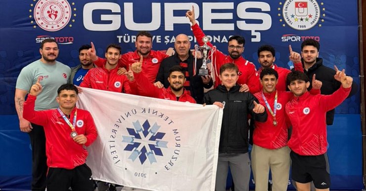 ETÜ Türkiye Güreş Şampiyonasına damga vurdu
