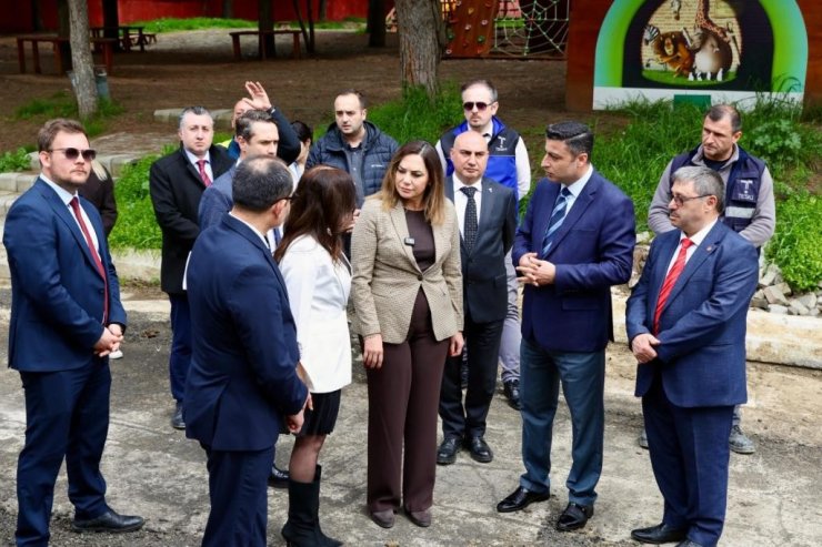 Krizi fırsata çevirdiler