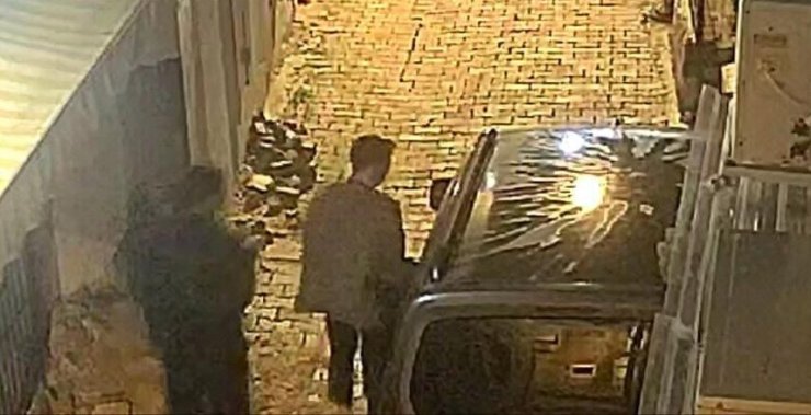 Araçlara dadanan hırsızlar, 35 kamera incelenerek yakalandı