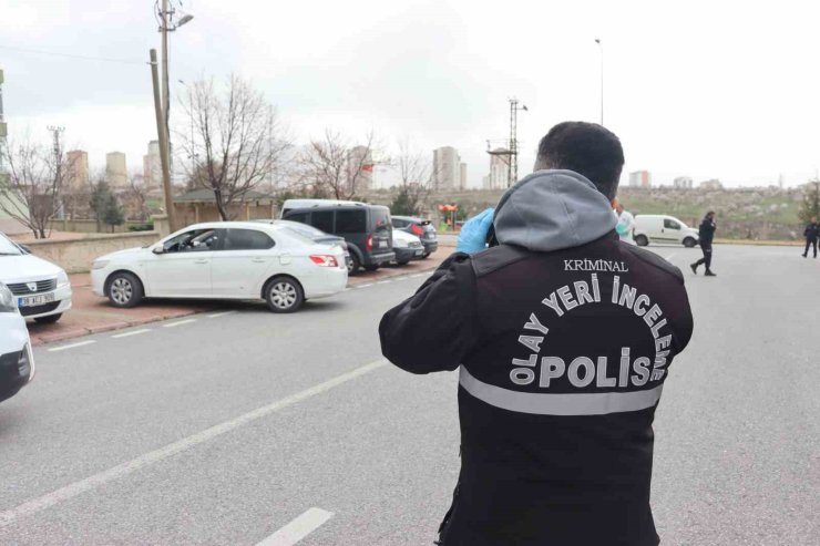 Kayseri’deki kavgada araçlar kurşunlandı