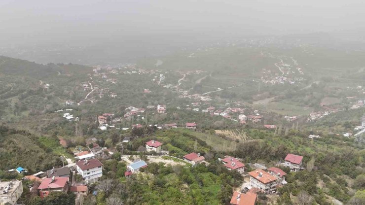 Hatay’da çöl tozu etkisini sürdürüyor