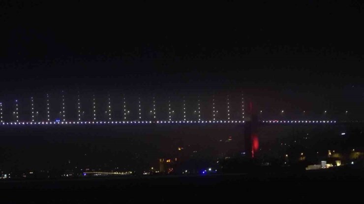 İstanbul’da yoğun sis etkili oluyor