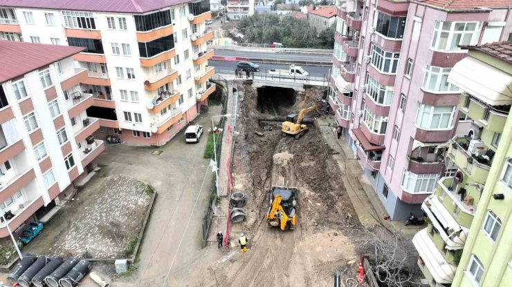 Gölcük Ulaşlı’da inşa edilen alt geçit projesiyle ulaşım kesintisiz hale gelecek