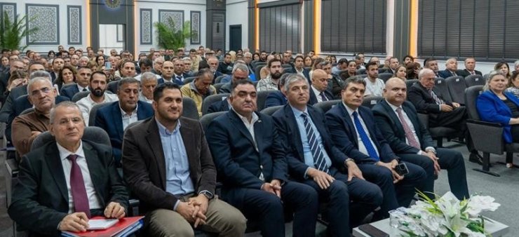 Çiftçilere, "Tarımsal İşletme ve Yatırım Kredileri" anlatıldı