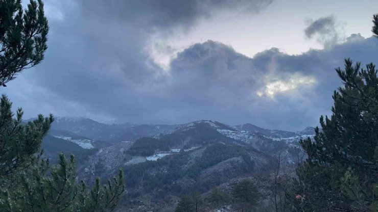 Kastamonu’da kar yağışı etkili oluyor
