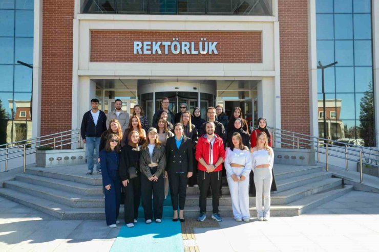 Pazaryeri MYO öğrencileri BŞEÜ kampüsünü ziyaret etti