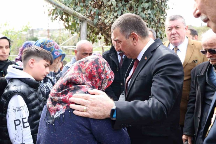 Osman Hacıbektaşoğlu’ndan Emircan’ın ailesine taziye ziyareti