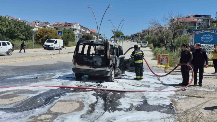 Datça’da ticari araç küle döndü