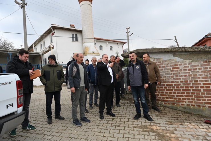 İnönü’de mahalle sakinlerinin talepleri yerine getiriliyor