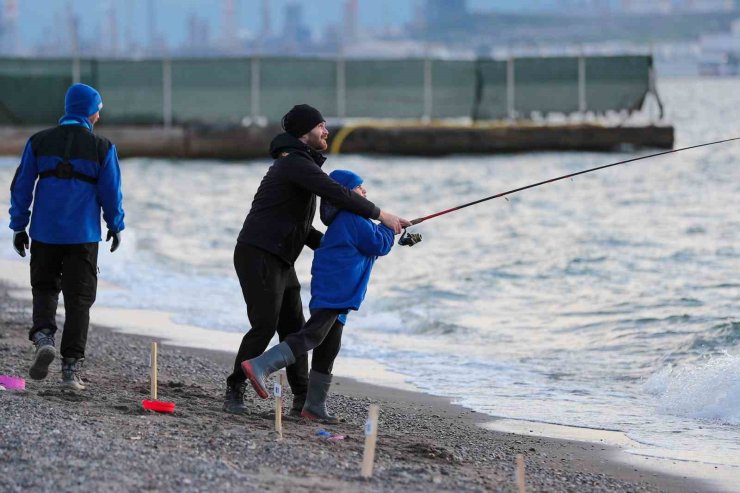 Aliağa’da "At-Çek Balık Avı Festivali" coşkusu